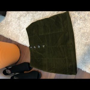 ✨Velvet✨Urban Outfitters BDG Olive Mini Skirt